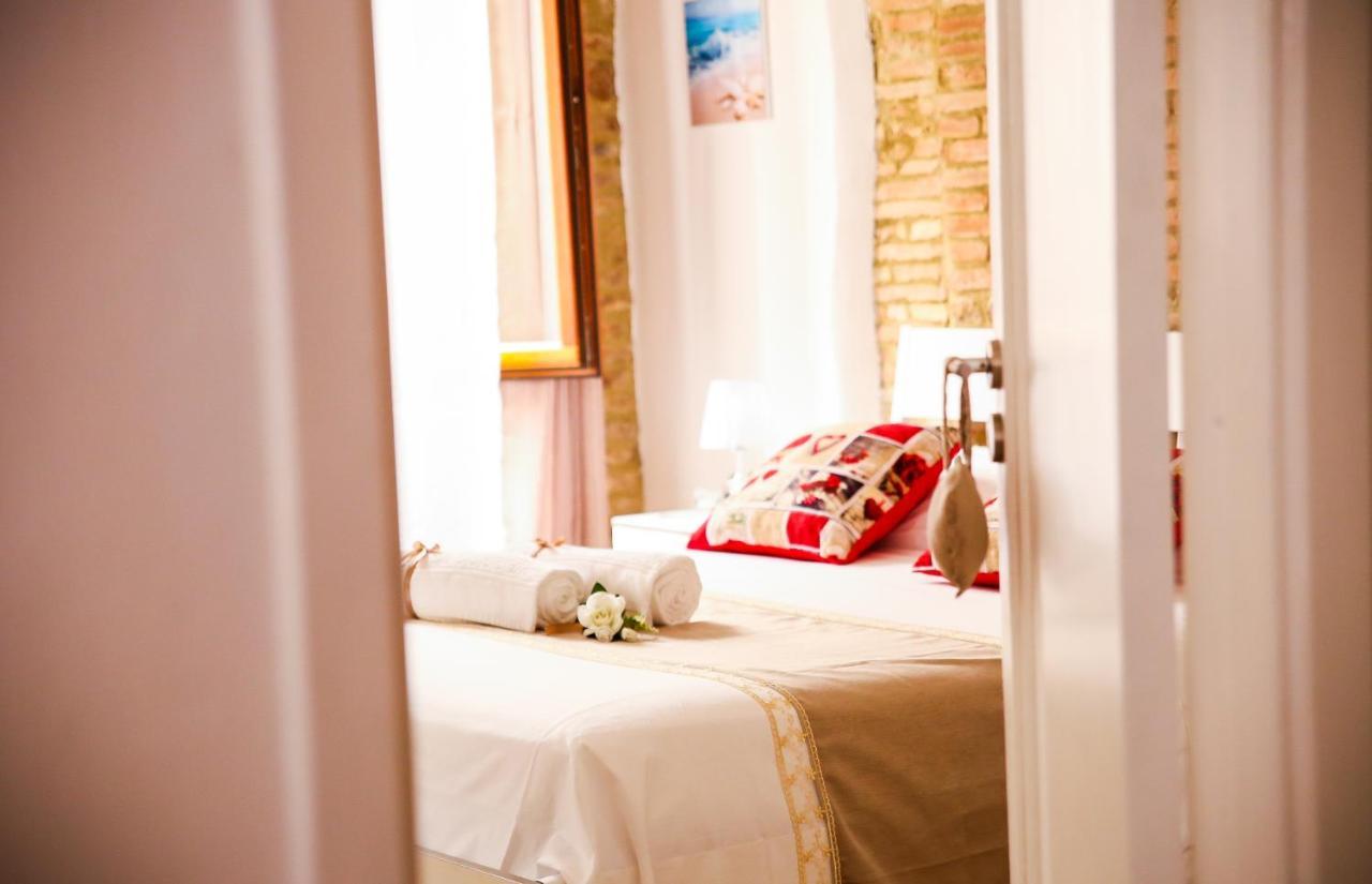 אורטונה B&B La Dimora Di Tommaso Apartment - Dimora Storica Bike Friendly מראה חיצוני תמונה
